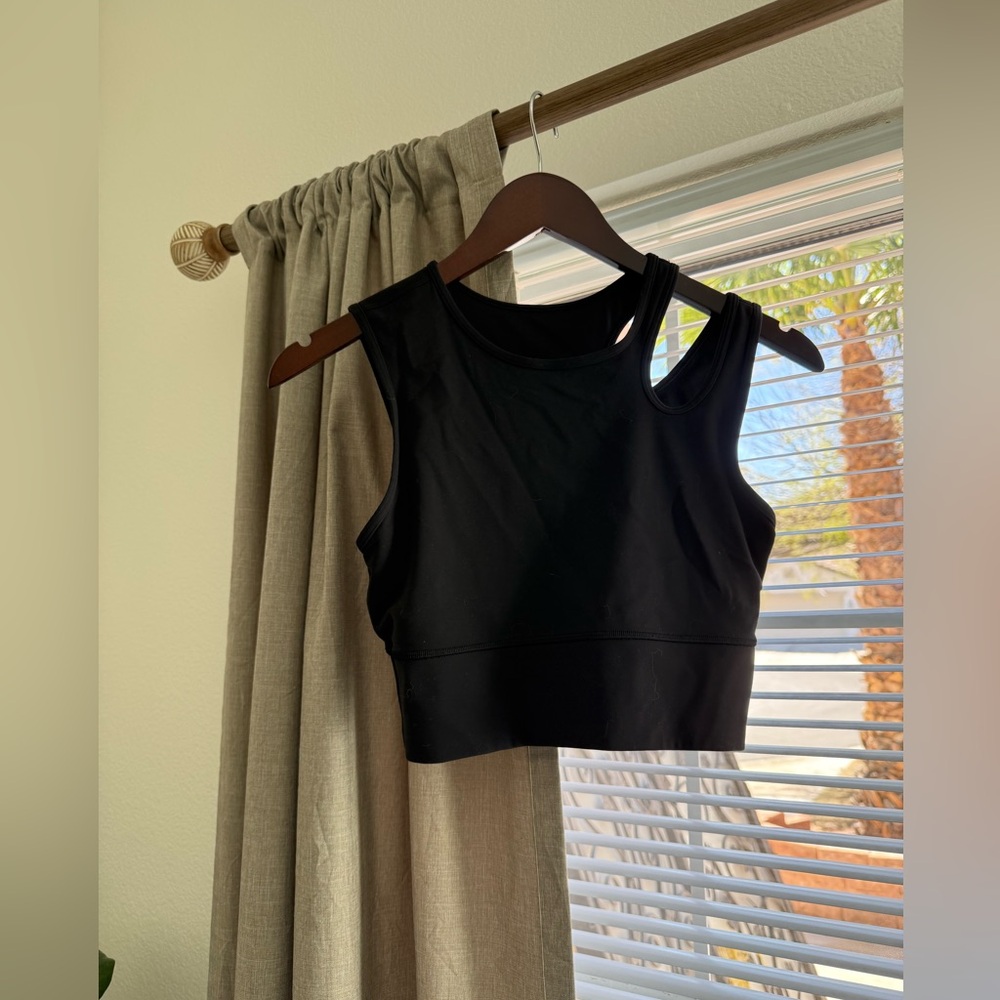 lululemon athletica Black Crop Top